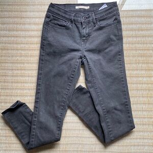 Levi’s 710 Super Skinny Jeans